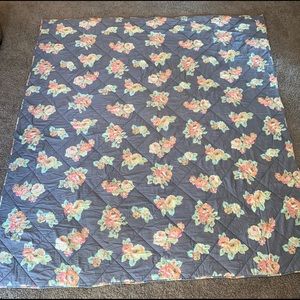 (SOLD) VS PINK floral quilted comforter (F/Q)